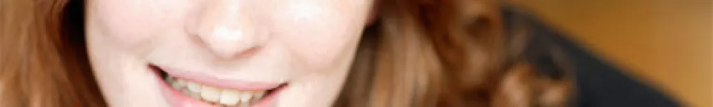 Mujer joven vs hombre joven; Michael Douglas versus Demi Moore